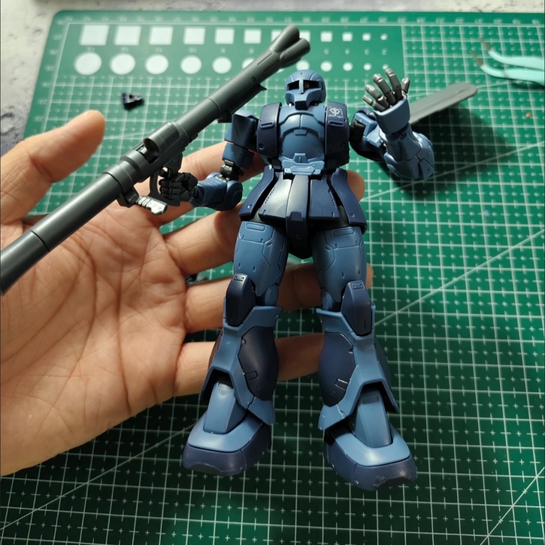 Model Kit Zaku - GTO MS-05 HG 1/144 Zaku Black