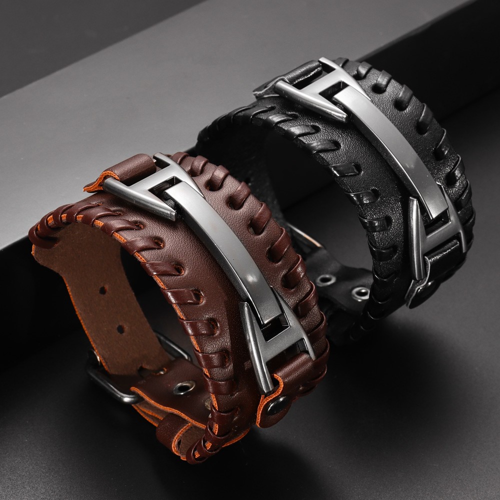 Pulseira de Couro Estilo Punk  - Model Kit Quick avaliação e preço