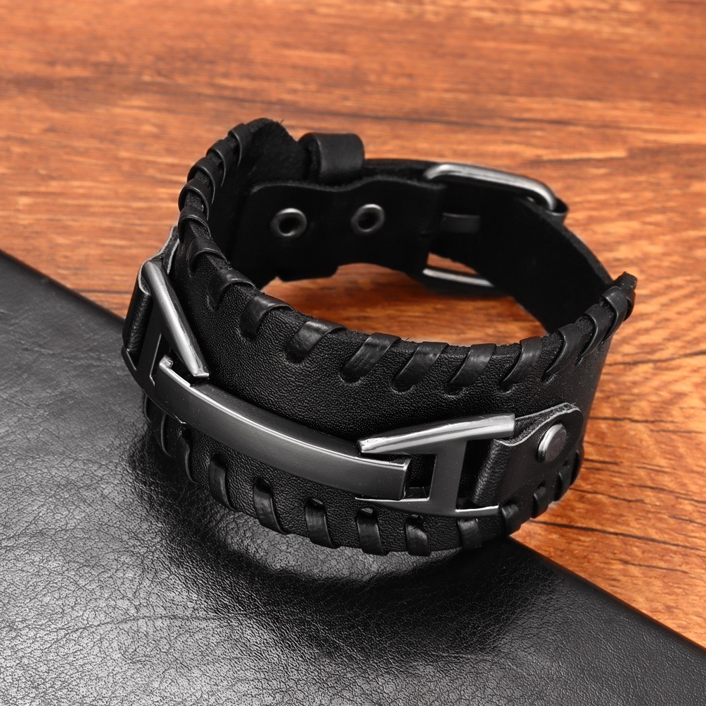 Pulseira de Couro Estilo Punk  - Model Kit Quick avaliação e preço