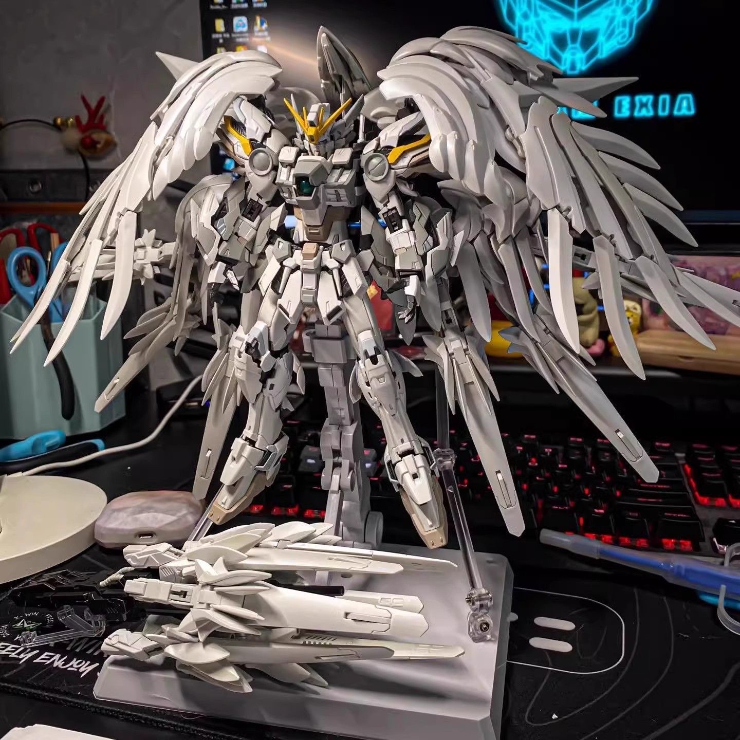 Em Estoque Daban 8827 Wing Zer - Model Kit Lubu avaliação e preço