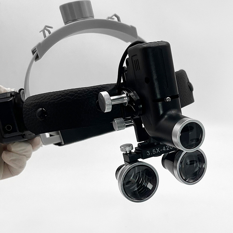 Lupas Cirúrgicas Odontológicas - Magnifier With Light avaliação e preço
