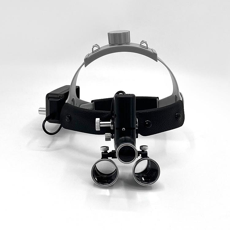 Lupas Cirúrgicas Odontológicas - Magnifier With Light avaliação e preço