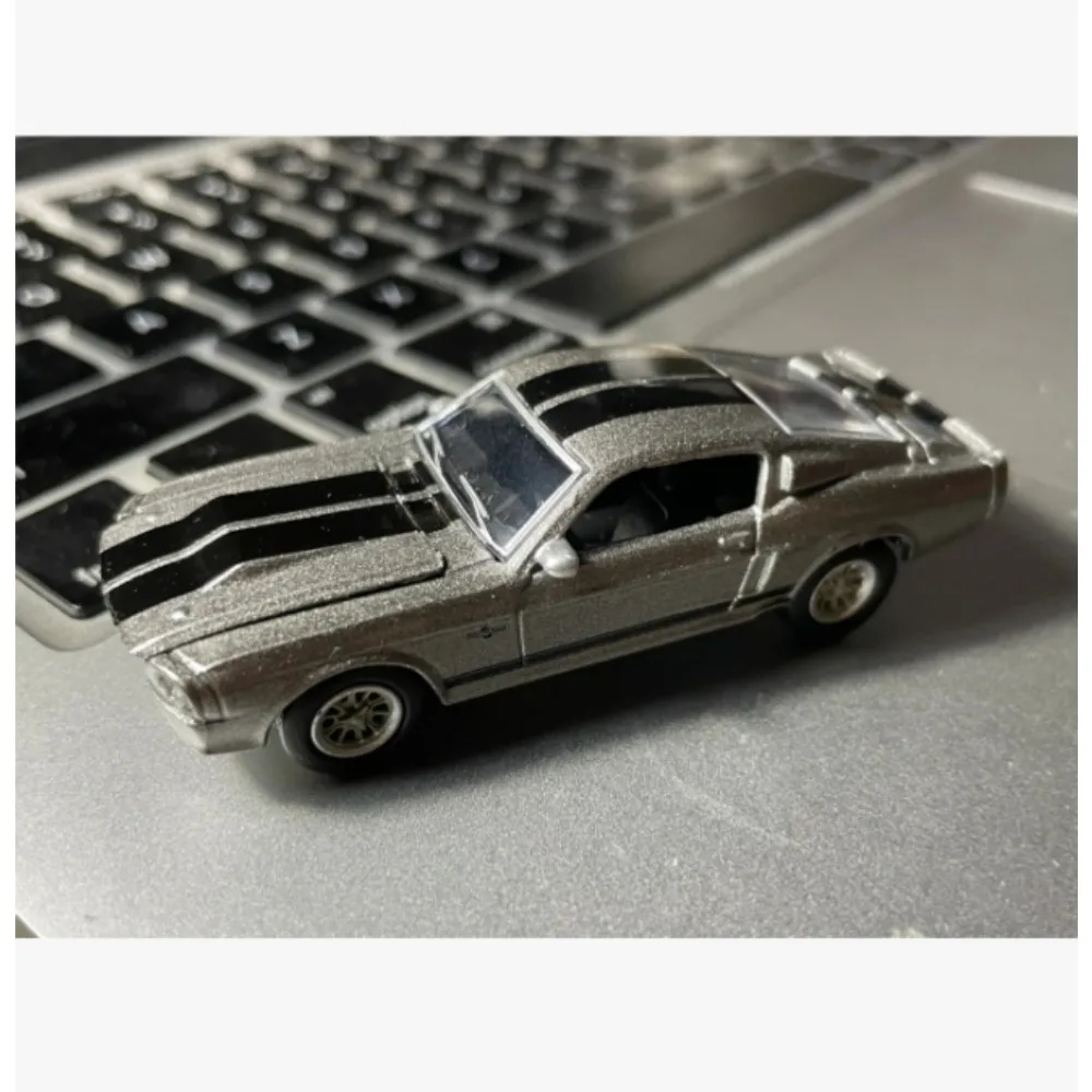 Greenlight 1:64 1967 personali - Model Kit Mustang avaliação e preço